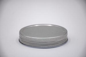 درب فلزی کانتینری جار پلاستیکی رنگ نقرهای و طلایی دهانه ۸۸ میلیمتری – پالادیوپلاست