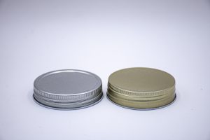 درب فلزی کانتینری جار پلاستیکی رنگ نقرهای و طلایی دهانه 70و۸۸ میلیمتری – پالادیوپلاست